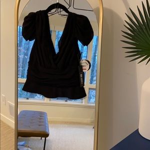 Karl Lagerfeld top in size 8 but fits like a small